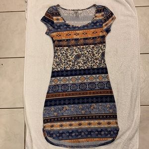 Mudd Stretch fitted FLORAL DRESS